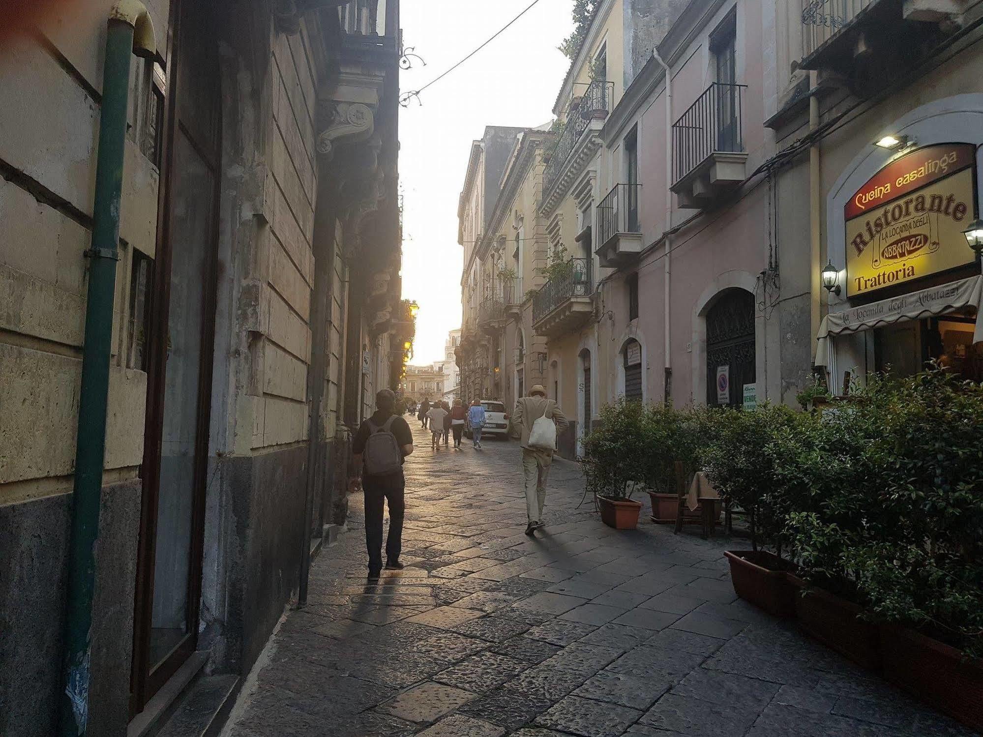 The Artists Acireale Exterior foto